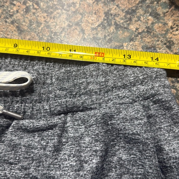 Vuori Performance Jogger Women’s Heathered Dark Gray Medium - Picture 5 of 5